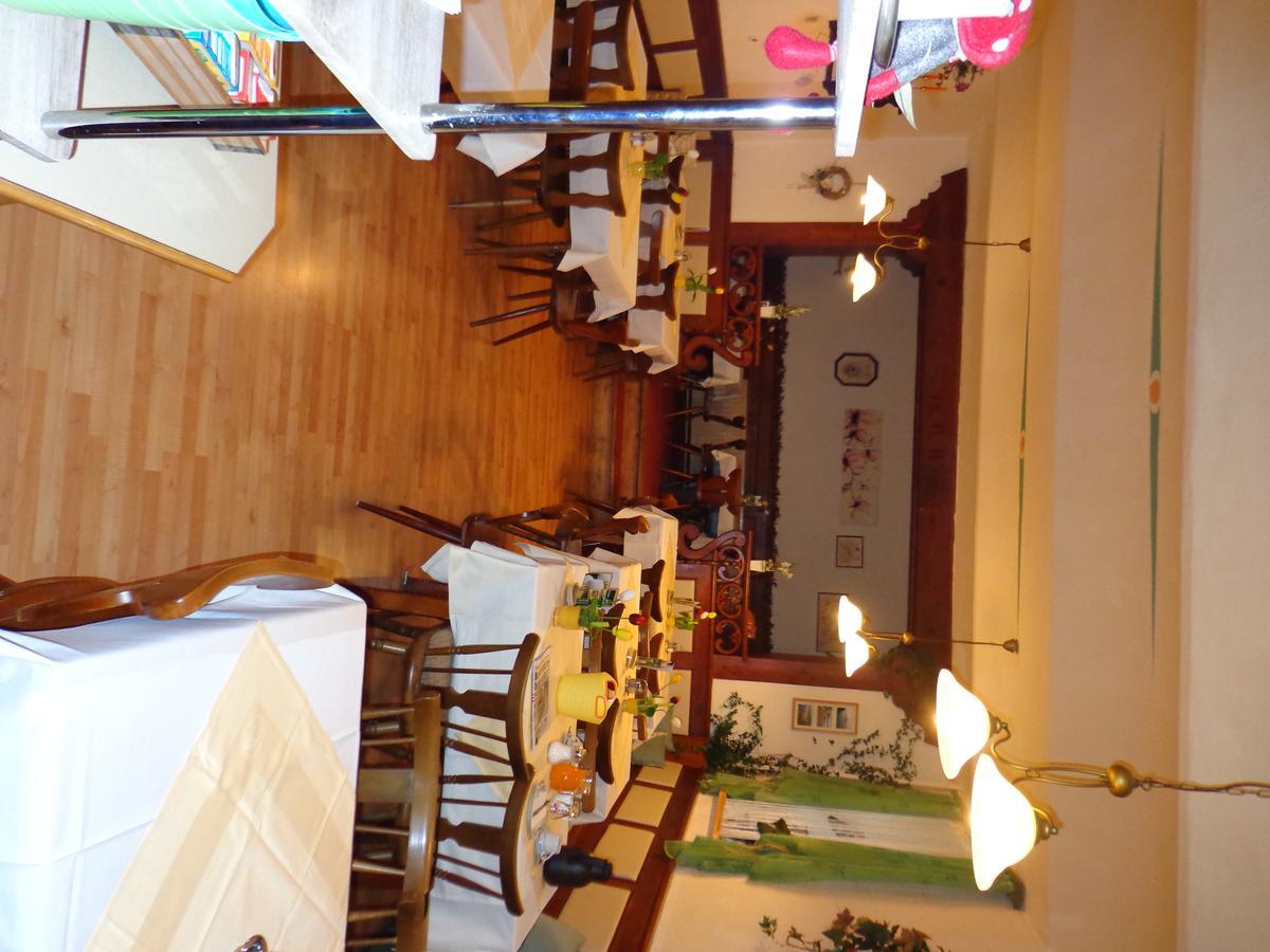 Gasthof Zur Post Taxenbach Bagian luar foto